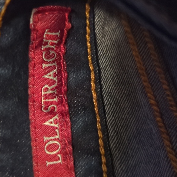 Lola👖 2/26 - Picture 14 of 16